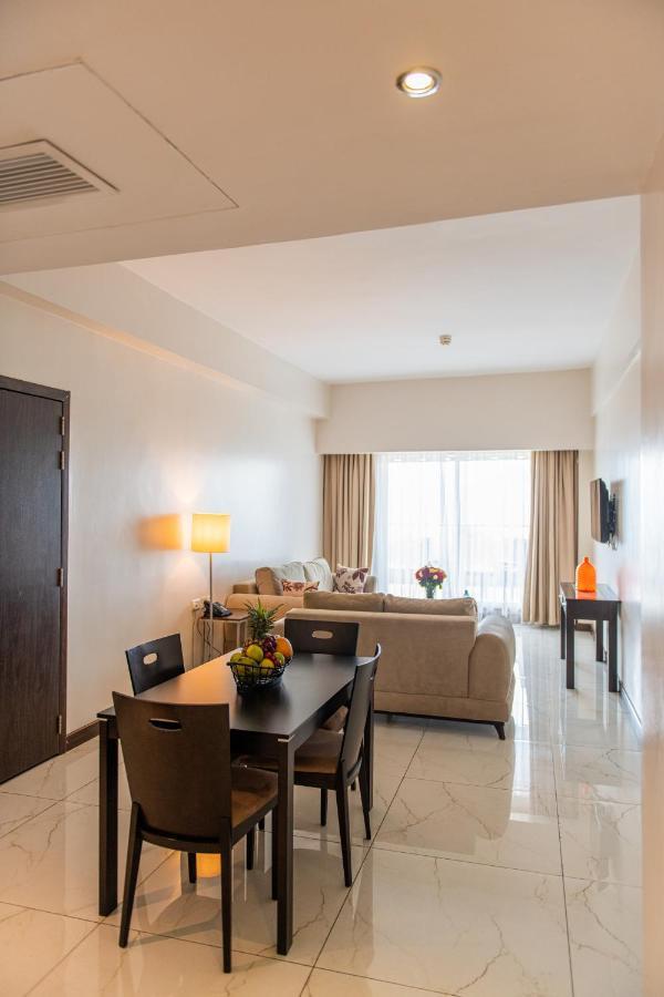 Acacia Premier Hotel Кисуму Екстериор снимка